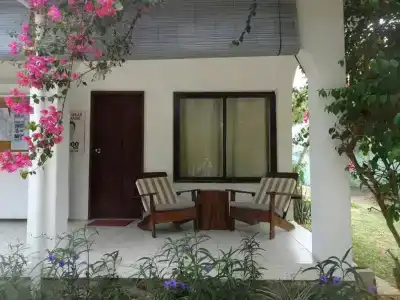 Castaway Lodge - 15