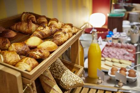 Hôtel Des Artistes - 12