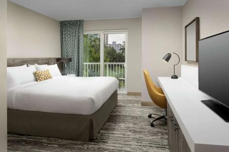Hilton Garden Inn Miami Brickell South - 76