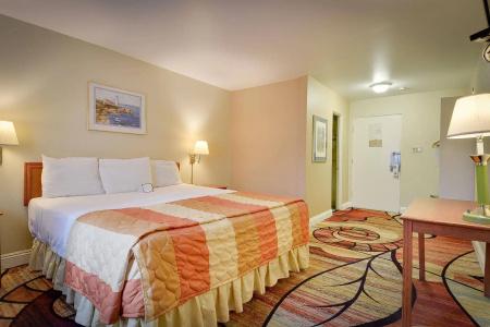 Vagabond Inn - 10