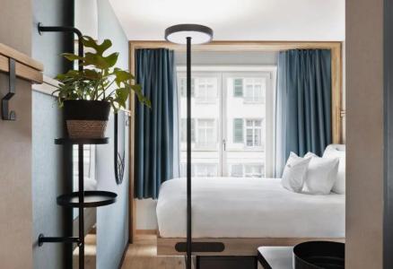Easy Metropole by Kreuz - 67