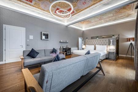 Martelli 6 Suite & - 111