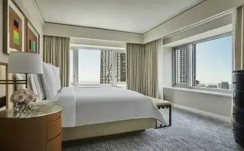Four Seasons Chicago - 4