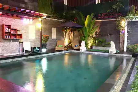 OYO 523 Dedy Beach Inn - 11