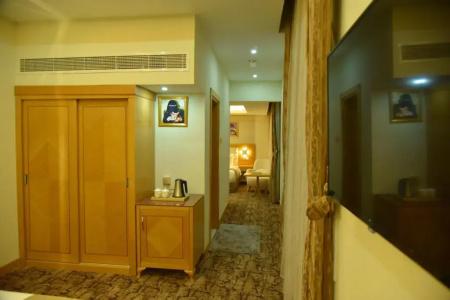 Muscat Plaza - 55