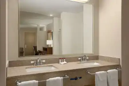 Howard Johnson Resort Sanya Bay - 7