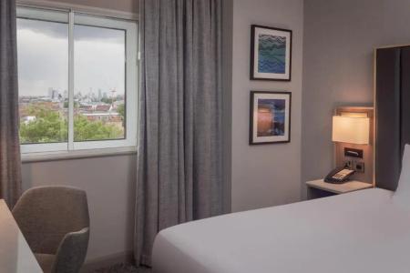 DoubleTree by Hilton London Angel Kings Cross - 45