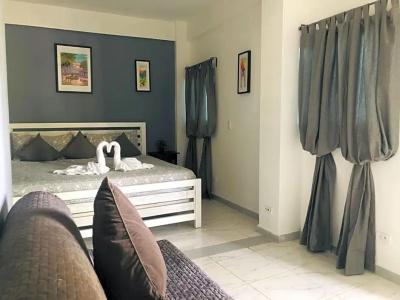 Batey Boutique - 28