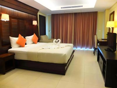 August Suites - 2