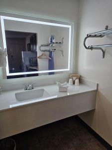 Bluegrass Extended Stay - 24