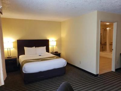 Quality Inn & Suites Vancouver - 52