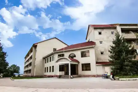 Ак-Бермет - 0