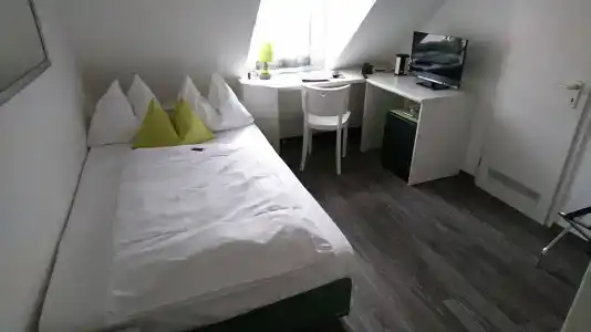 Deutschherrenhof - 12