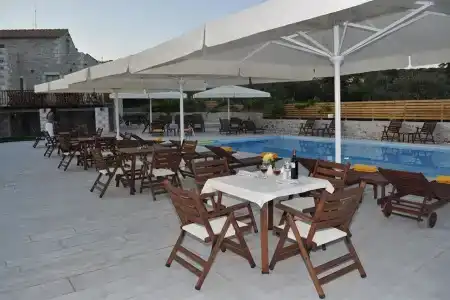 Thirides Beach Resort - 9