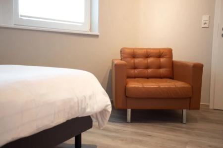 Circle Inn - 125