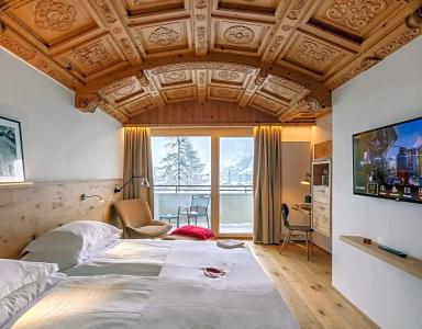 Swiss Alpine Allalin - 65