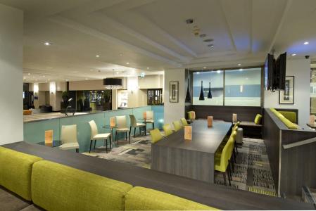 Hilton London Kensington - 1