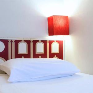 Ours Blanc - Place Victor Hugo - 21