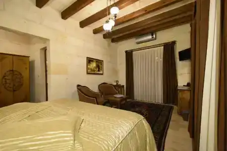 Harman Cave - 154