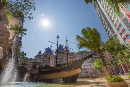 Grande Caribbean by Suwison - 2
