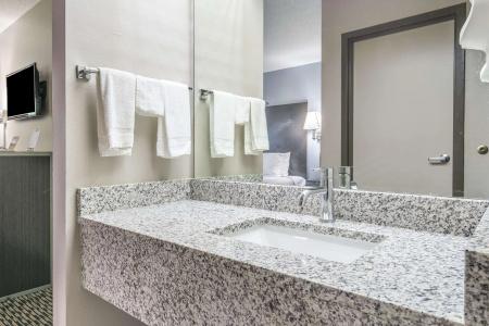 Americas Best Value Inn - - 8