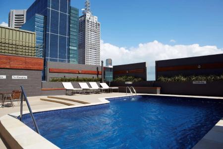 Rydges - 18