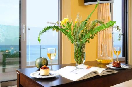 Steris Elegant Beach & - 45