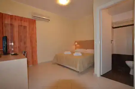 Golden Beach - 8