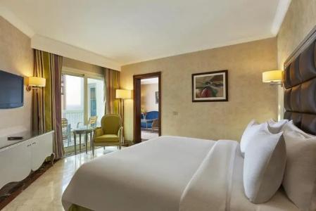 Hilton Alexandria Corniche - 73