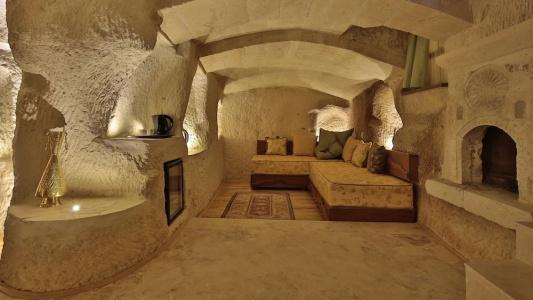 Golden Cave Suites - 45