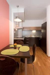 ApartAngel - 25