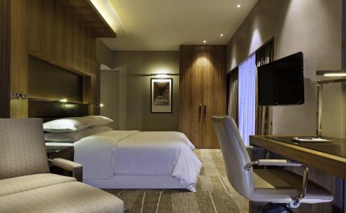 Sheraton Grand Bangalore at Brigade Gateway - 6