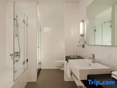 Courtyard by Marriott Budapest City Center - 89