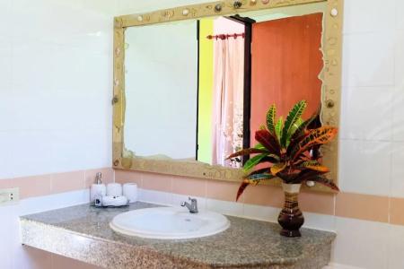 Lanta Manda Resort Sha Plus - 7