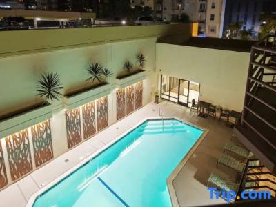 Best Western Plus Bayside Inn - 62