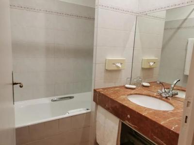 Best Western L'Orangerie - 99