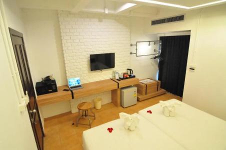Forty Winks Phuket - 35