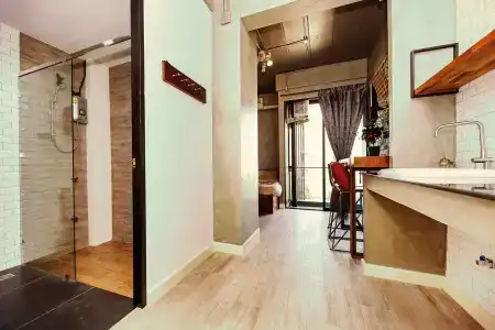 Rent V38 - 5