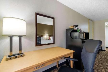 Quality Inn - Lindale - 38