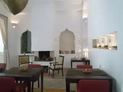 Riad Azahar - 24