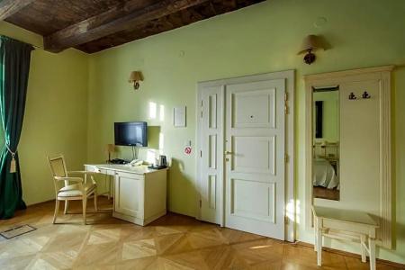 Tyn Yard Residence - 91