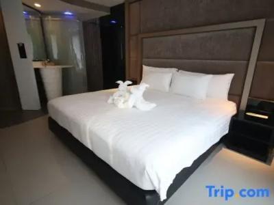 Centara Azure Pattaya - 53