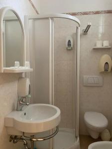Modenese - 8