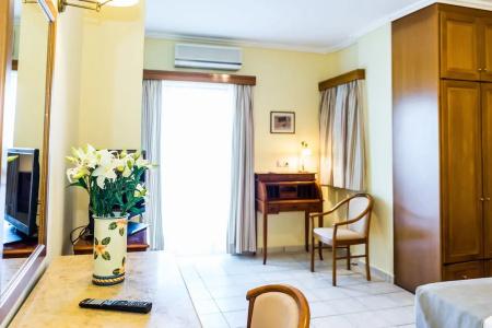 Andreolas Luxury Suites - 92