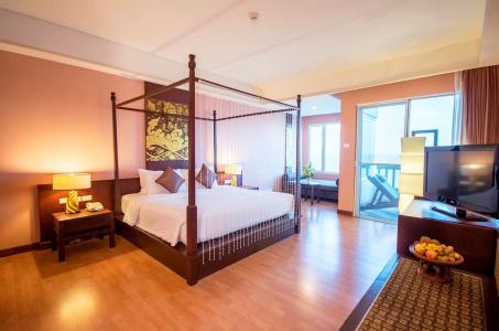 Grand Pacific Sovereign Resort & Spa - 74