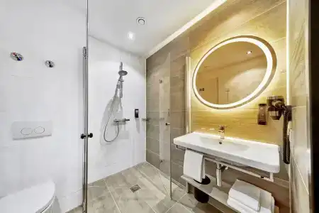H2 Düsseldorf Seestern - 8