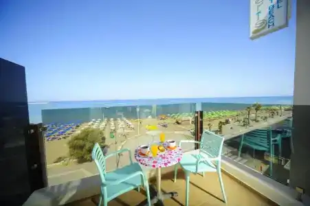 Steris Elegant Beach & - 220