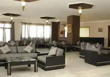 Oasis & Spa - 3
