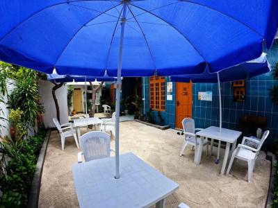Adroit Beach Inn - 17