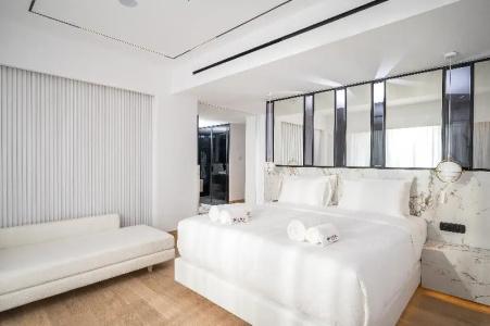 Ethereal White - 118